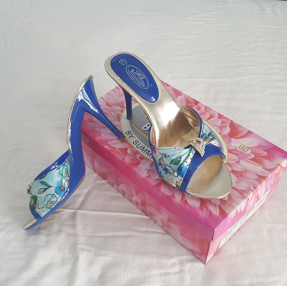Bolero floral special occasion shoe worn once - Picture 3 of 3
